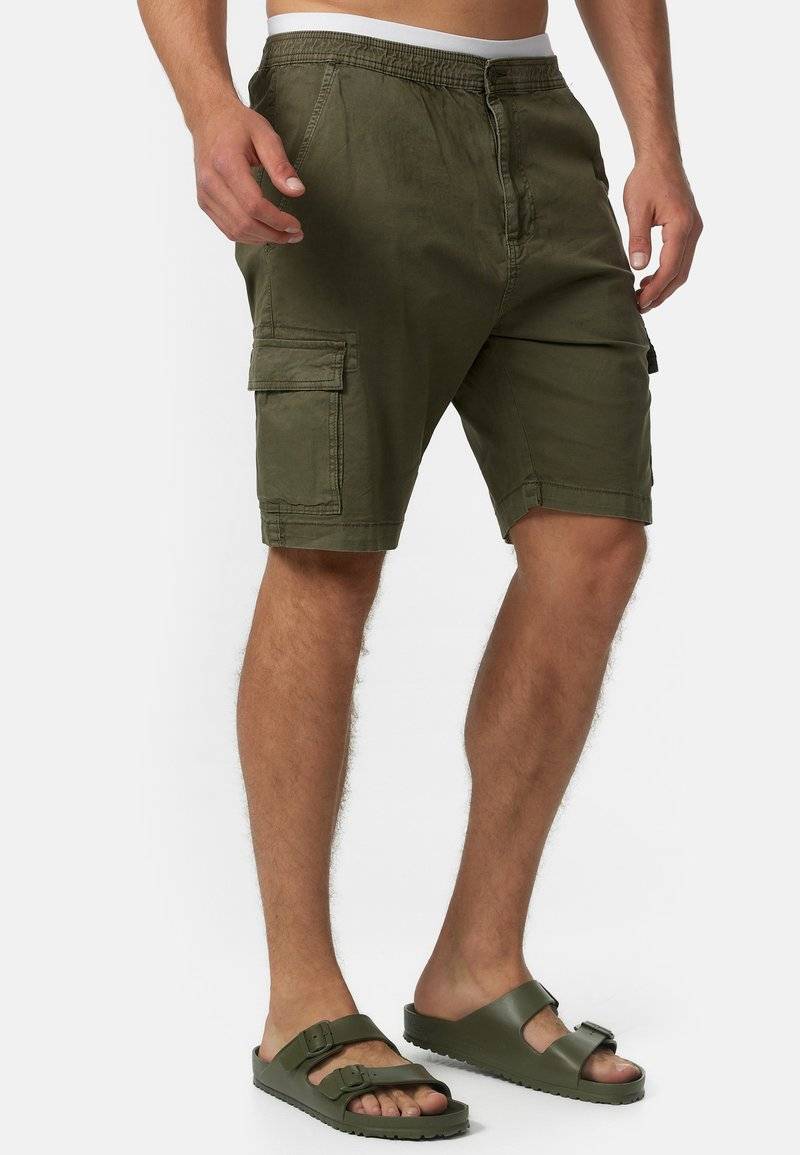INDICODE JEANS INDICODE JEANS KINNAIRD - Shorts - army Kostenloser Versand international