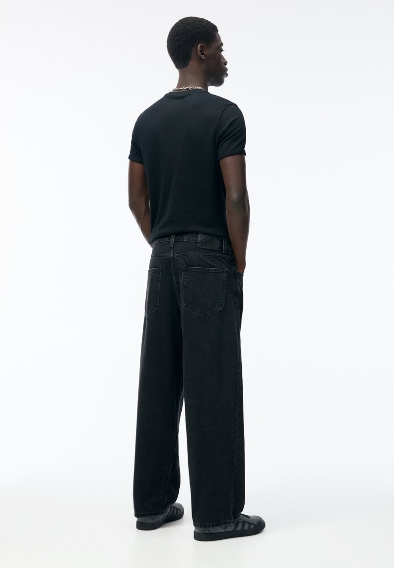 PULL&BEAR PULL&BEAR LOOSE-BAGGY - Relaxed fit jeans - black zollfrei