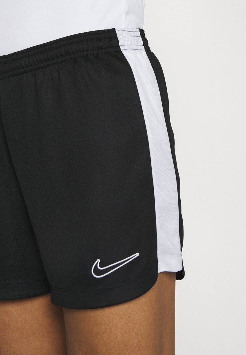 Nike Performance Nike Performance SHORT BRANDED - Sports shorts Rabatt