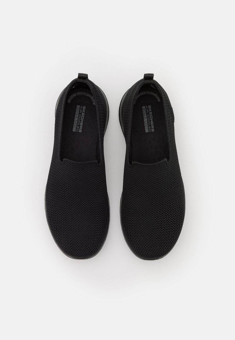 Skechers Performance Skechers Performance GO WALK SLIP ON - Walking trainers - black Preisnachlass
