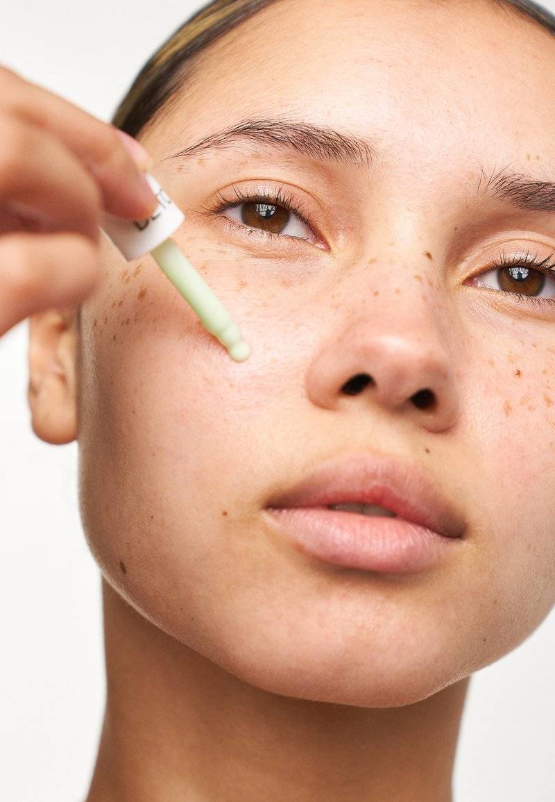 KIKO Milano KIKO Milano SMART DROPS DETOX DETOX BOOSTER - Serum Letzte 3 Tage