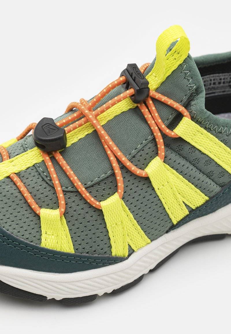 Keen Keen MOTOZOA UNISEX - Hiking shoes - green Flash Sale