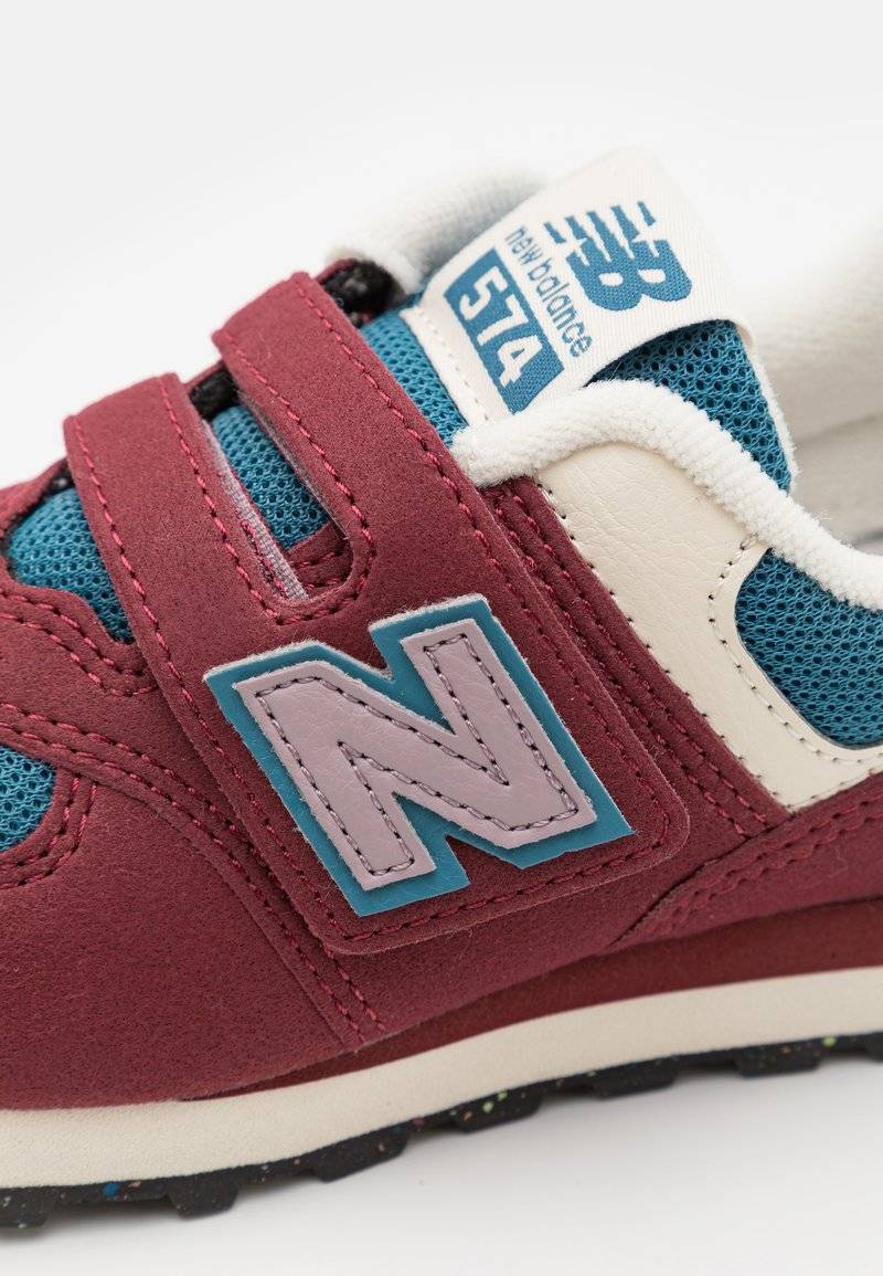 New Balance New Balance 574 UNISEX - Trainers - classic crimson JETZT KAUFEN