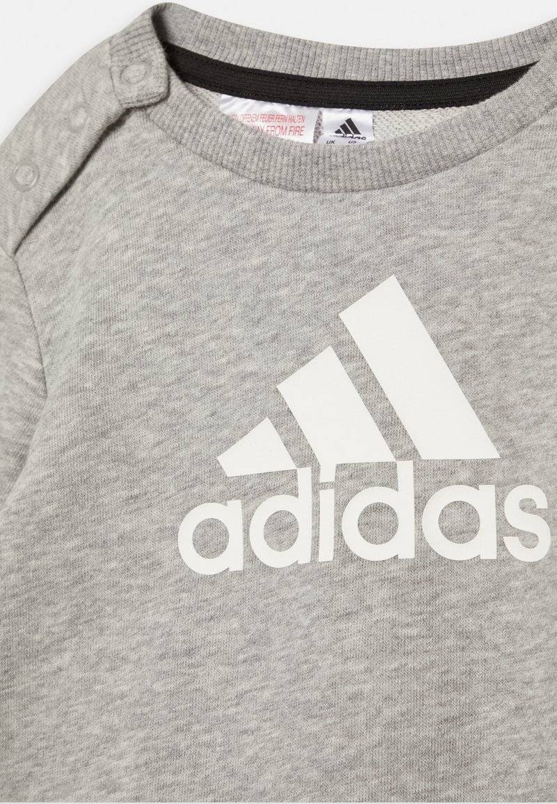 adidas Performance adidas Performance UNISEX SET - Sweatshirt Nur für heute