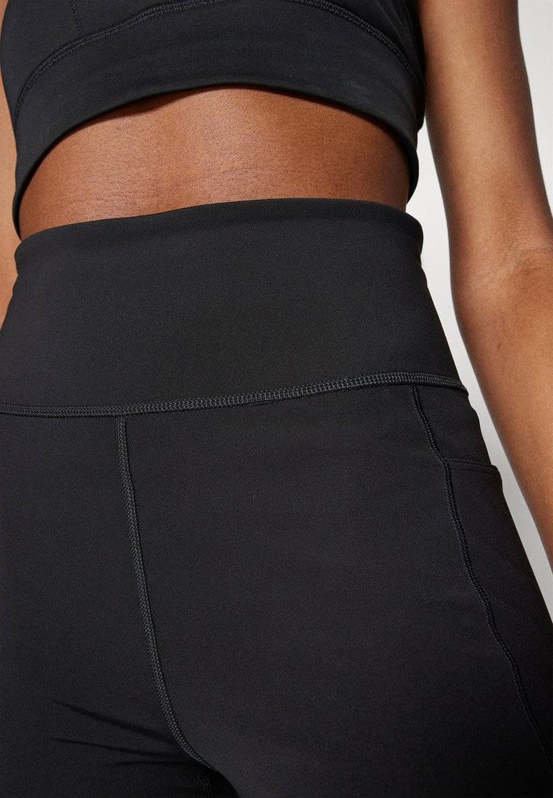 adidas Performance adidas Performance OWN THE RUN SHORT - Leggings - black Bis zu 55% Rabatt