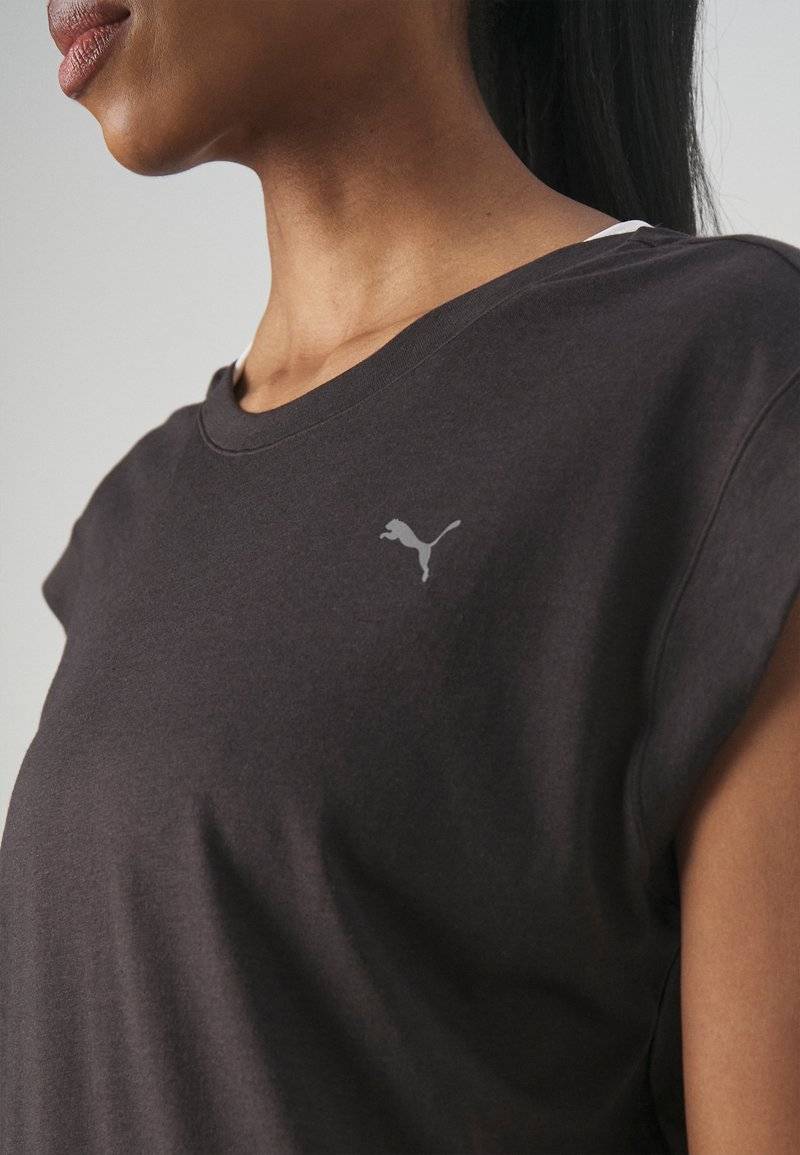 Puma Puma STUDIO FOUNDATIONS TEE - Sports T-shirt - black Riesige Rabatte