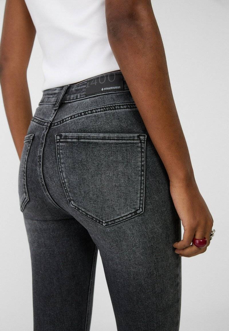 Stradivarius Stradivarius Jeans Skinny Fit - black denim Kostenloser Versand