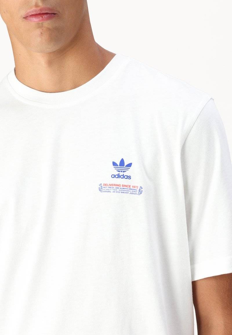 adidas Originals adidas Originals STREET APETIT UNISEX - Print T-shirt - white Limitierter Zeitrabatt