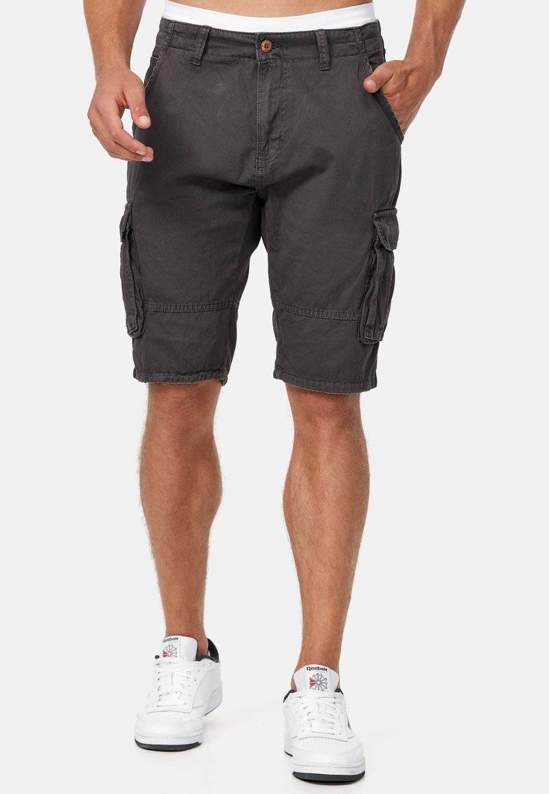 INDICODE JEANS INDICODE JEANS MONROE - Shorts - raven Sonderangebot