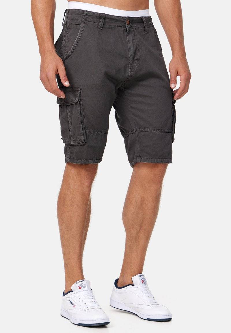 INDICODE JEANS INDICODE JEANS MONROE - Shorts - raven Sonderangebot