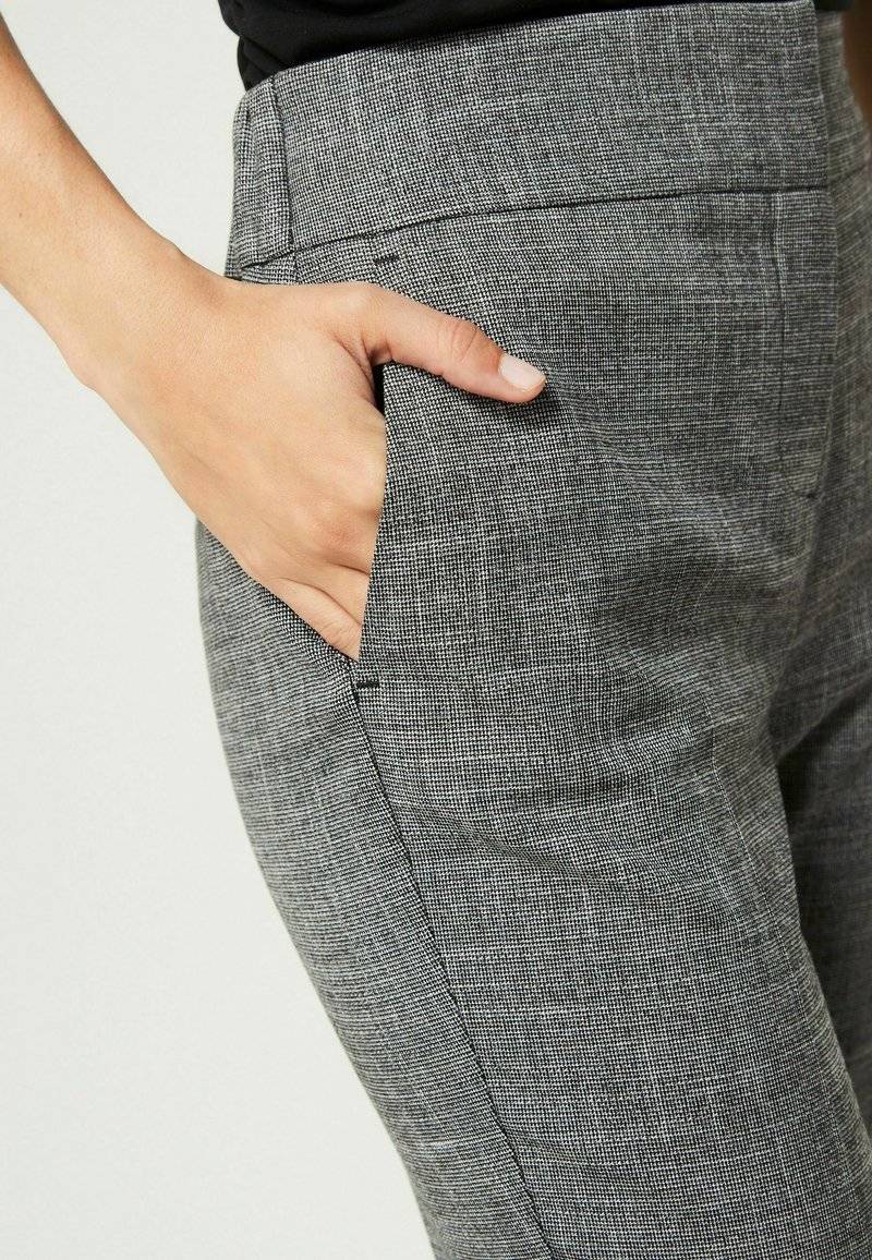 Next Next SHAPEWEAR PETITE - Trousers - grey Vatertagsangebot
