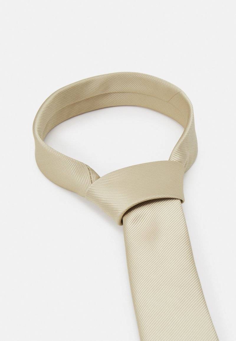 Pier One Pier One Tie - beige Jubiläumsangebot