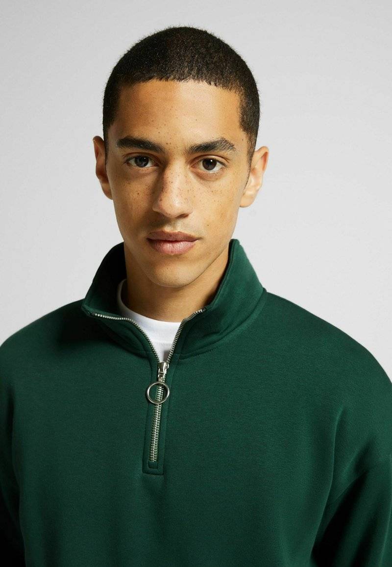 Bershka Bershka HIGH NECK - Sweatshirt - dark green Neueste Mode
