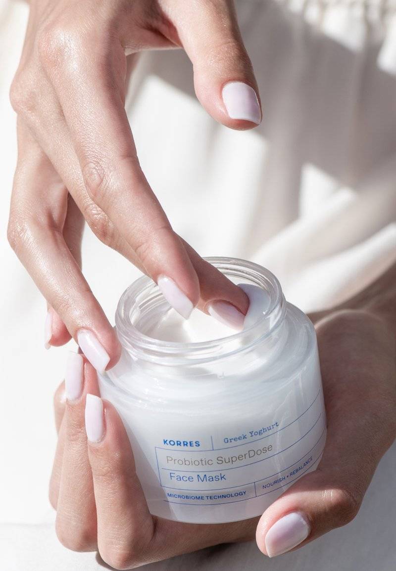 KORRES KORRES YOGHURT HYDRA-BIOME FACE MASK - Face mask Kostenlose Rückgabe