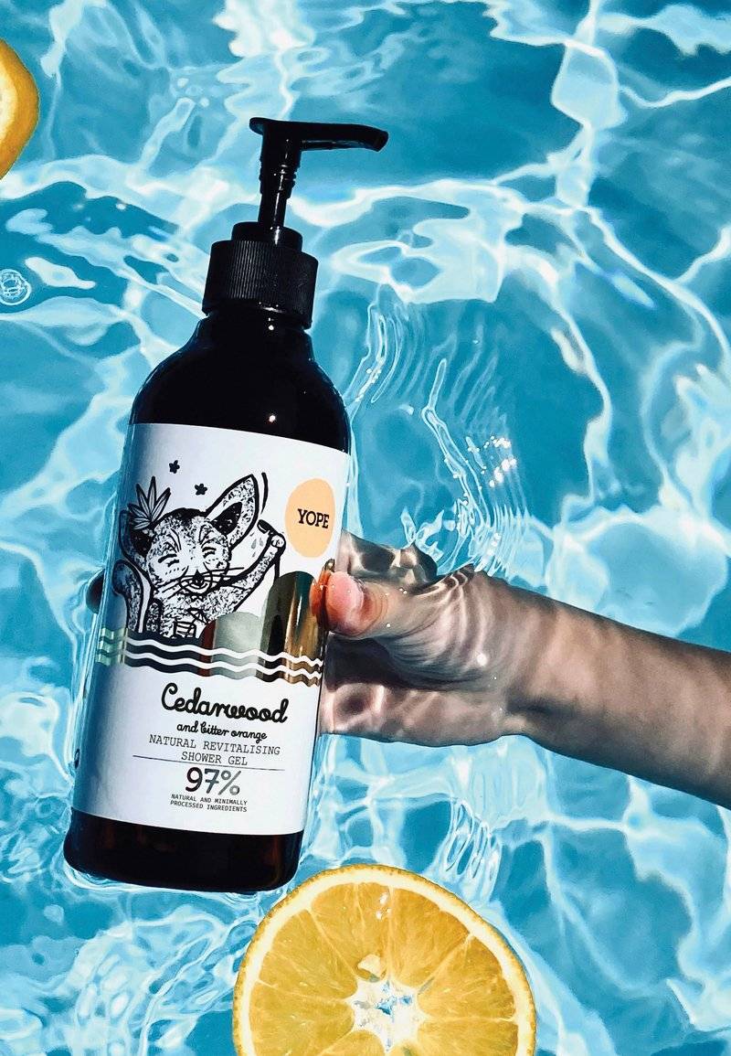Yope Yope SHOWER GEL - Shower gel - cedarwood & bitter orange Clearance-Verkauf