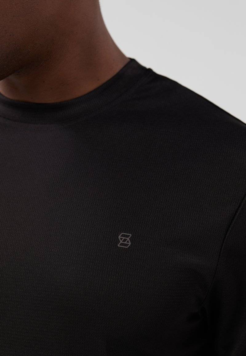 Pier One Sport Pier One Sport Basic T-shirt - black Weihnachtsangebot