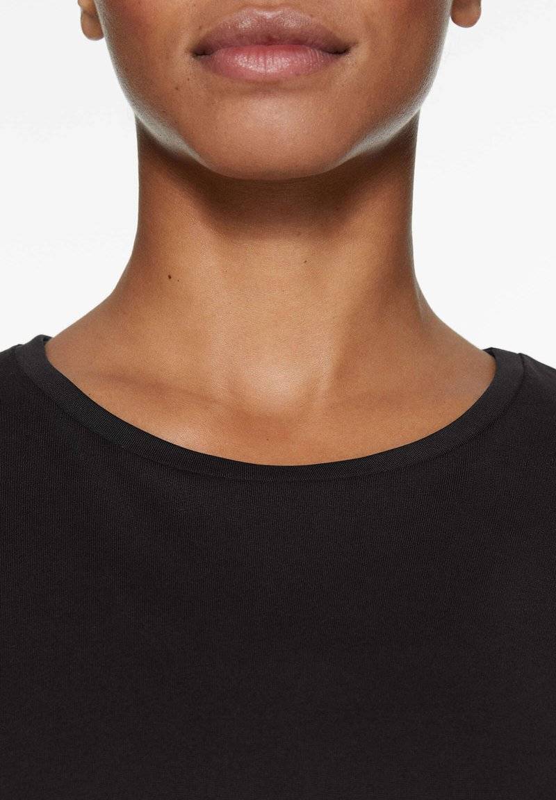 OYSHO OYSHO MODAL - Basic T-shirt - black Jubiläumsangebot