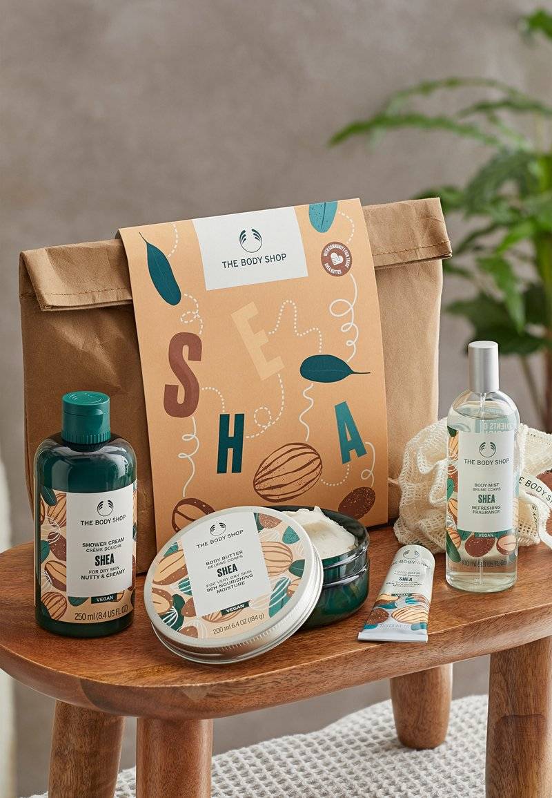 The Body Shop The Body Shop G4 MEDIUM SHEA AR24 A0X - Skincare set zollfrei