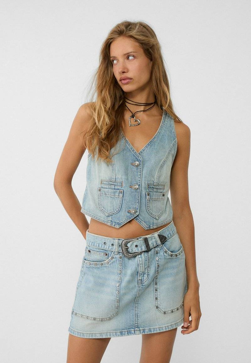 Stradivarius Stradivarius STUDDED - Waistcoat - laser denim