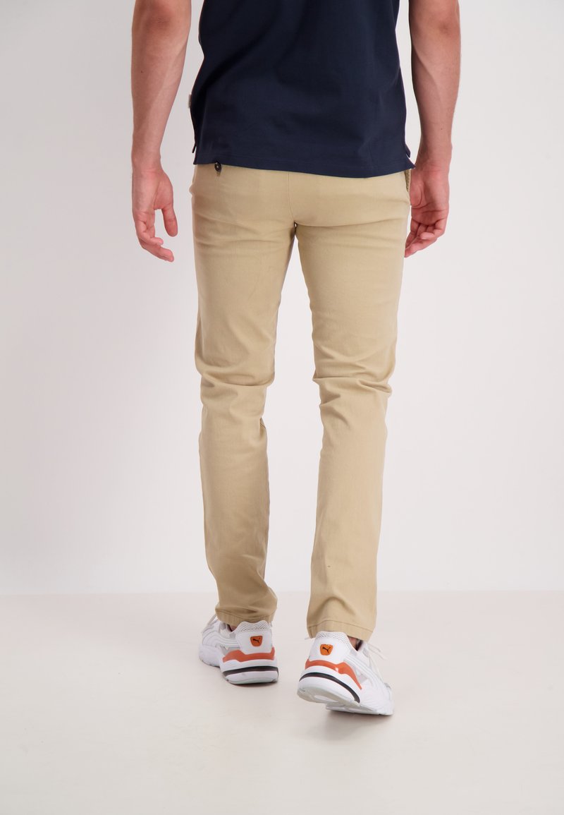 Lindbergh Lindbergh SUPERFLEX - Chinos - sand Sonderangebot der Fabrik